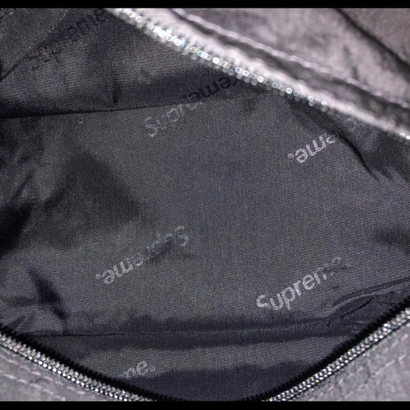 Supreme mini duffel bag - Picture 2 of 2
